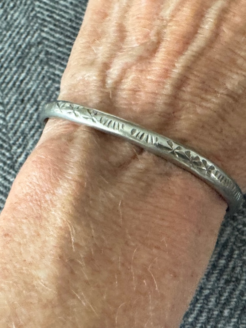 VINTAGE, STERLING SILVER CUFF BRACELET WITH STAMPED DESIGN